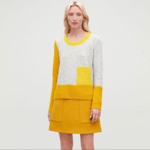 COS Colorblock Sweater with front pocket XS